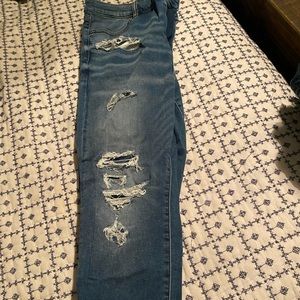 American Eagle distressed jeans